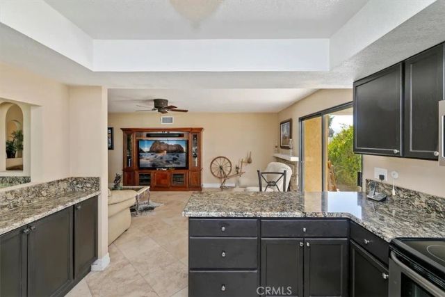 2386 Hialeah Circle, Norco, CA 92860
