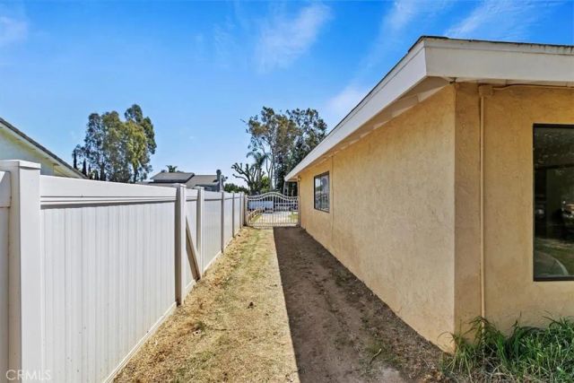 2386 Hialeah Circle, Norco, CA 92860