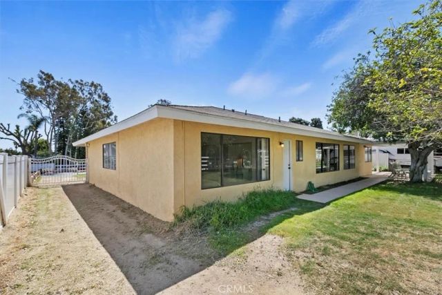 2386 Hialeah Circle, Norco, CA 92860