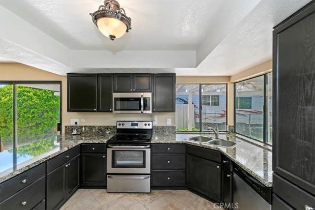 2386 Hialeah Circle, Norco, CA 92860