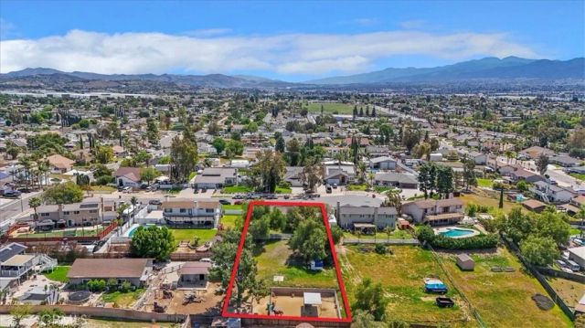 2386 Hialeah Circle, Norco, CA 92860