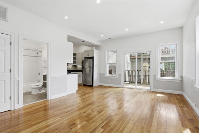 357 West Fourth St 2, Boston, MA 02127