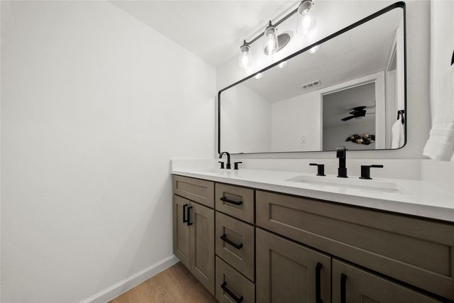 507 W Dittmar RD, Austin, TX 78745