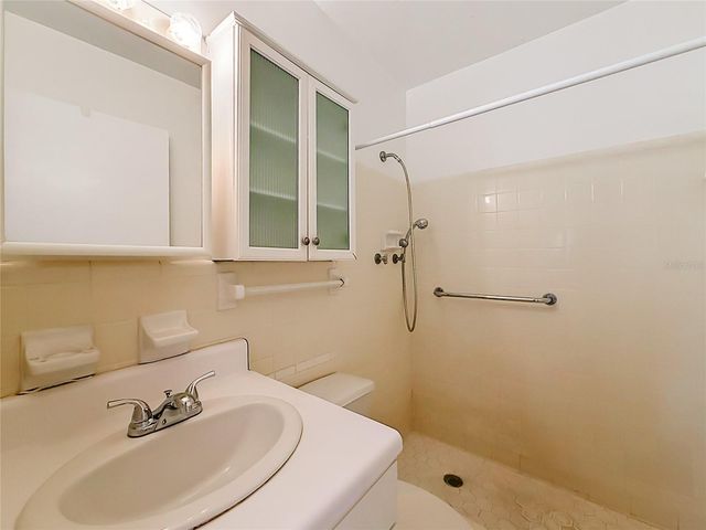 8101 113TH STREET 309, Seminole, FL 33772