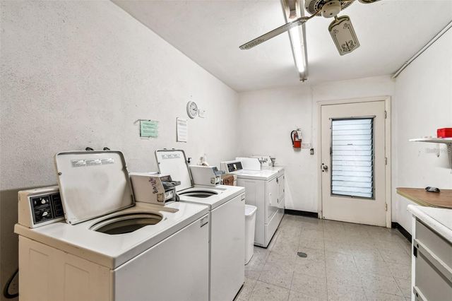 8101 113TH STREET 309, Seminole, FL 33772