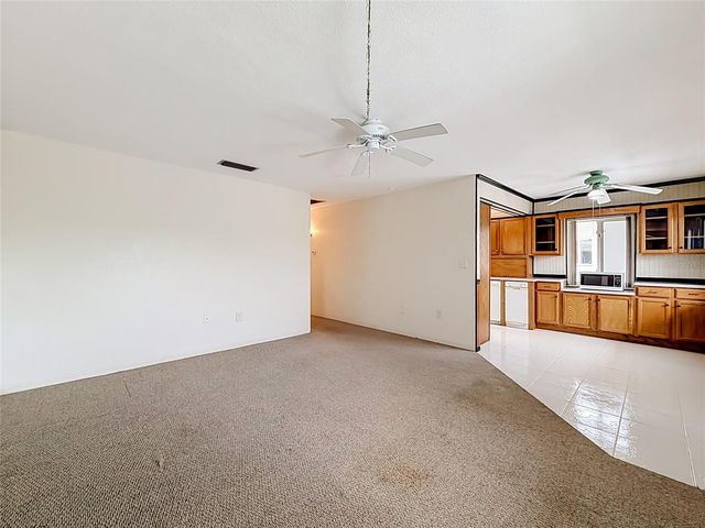 8101 113TH STREET 309, Seminole, FL 33772