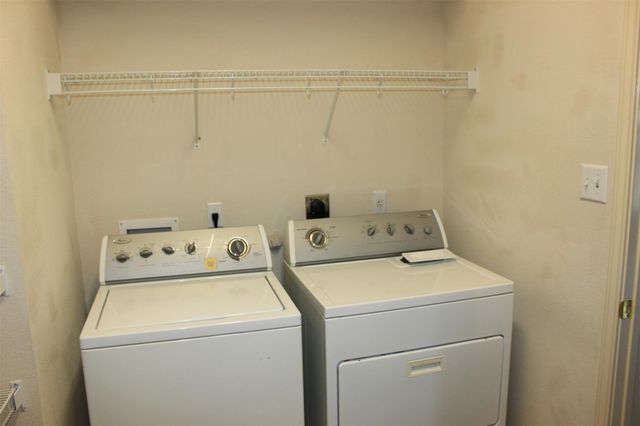 11700 Raymond C Ewry LN, Austin, TX 78748