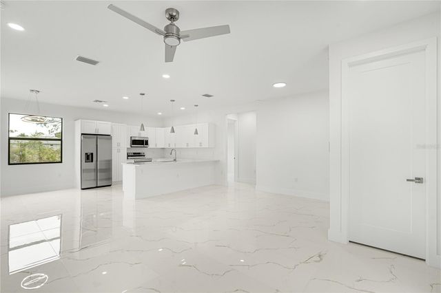 153 AUSTRALIAN DRIVE, Rotonda West, FL 33947