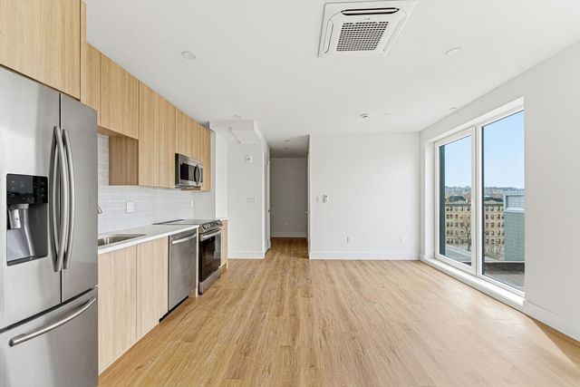 1035 Commonwealth Ave 609, Boston, MA 02215