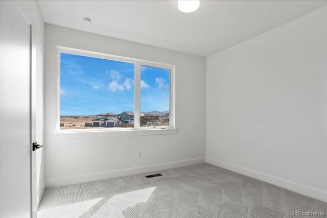 5604 Grandville Avenue, Longmont, CO 80503