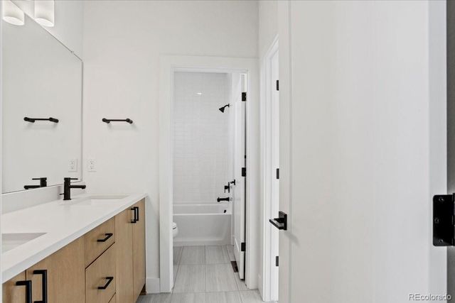 5604 Grandville Avenue, Longmont, CO 80503