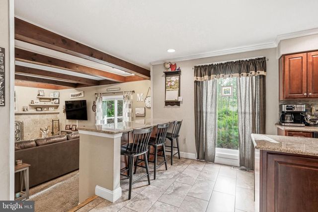 198 RAMBLEWOOD PKWY, Mount Laurel, NJ 08054