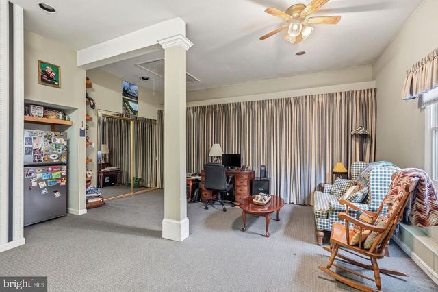 198 RAMBLEWOOD PKWY, Mount Laurel, NJ 08054