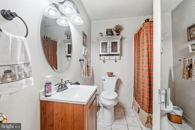 198 RAMBLEWOOD PKWY, Mount Laurel, NJ 08054