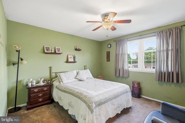 198 RAMBLEWOOD PKWY, Mount Laurel, NJ 08054