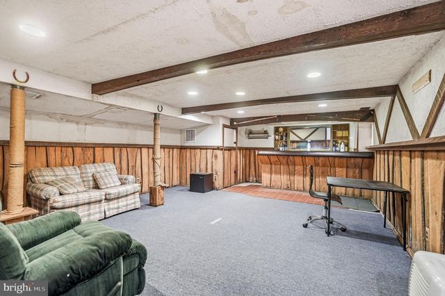 198 RAMBLEWOOD PKWY, Mount Laurel, NJ 08054