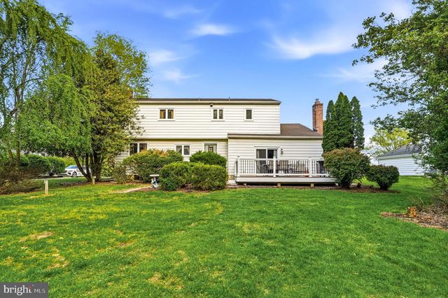 198 RAMBLEWOOD PKWY, Mount Laurel, NJ 08054