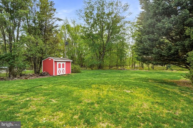 198 RAMBLEWOOD PKWY, Mount Laurel, NJ 08054