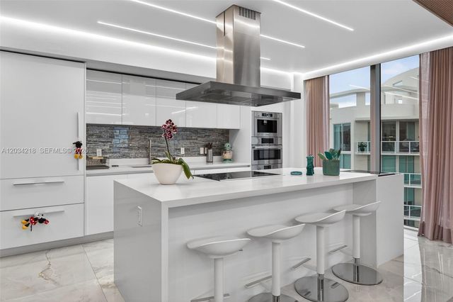 300 Sunny Isles Blvd 4-1902, Sunny Isles Beach, FL 33160