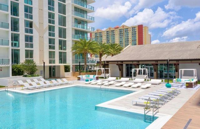 300 Sunny Isles Blvd 4-1902, Sunny Isles Beach, FL 33160