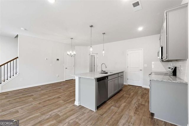 3639 PARKWAY JAMES Drive, Snellville, GA 30039