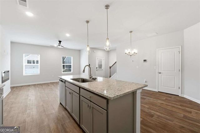 3639 PARKWAY JAMES Drive, Snellville, GA 30039