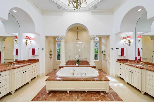 317 Old Jupiter Beach Road, Jupiter, FL 33477