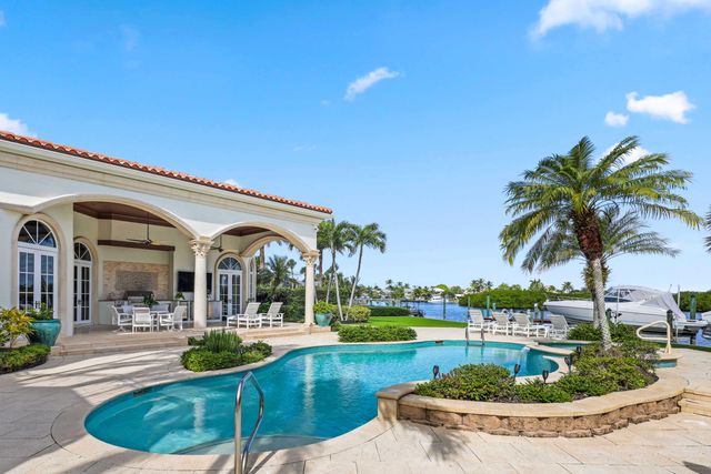 317 Old Jupiter Beach Road, Jupiter, FL 33477