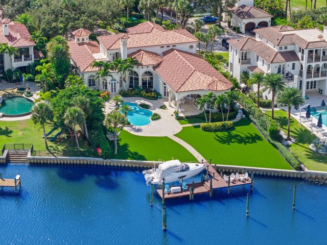 317 Old Jupiter Beach Road, Jupiter, FL 33477