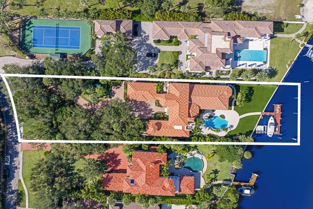 317 Old Jupiter Beach Road, Jupiter, FL 33477