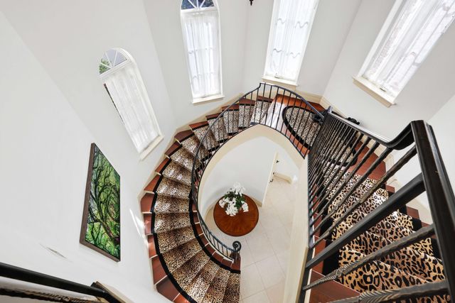 317 Old Jupiter Beach Road, Jupiter, FL 33477