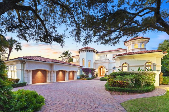 317 Old Jupiter Beach Road, Jupiter, FL 33477