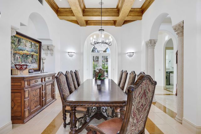 317 Old Jupiter Beach Road, Jupiter, FL 33477