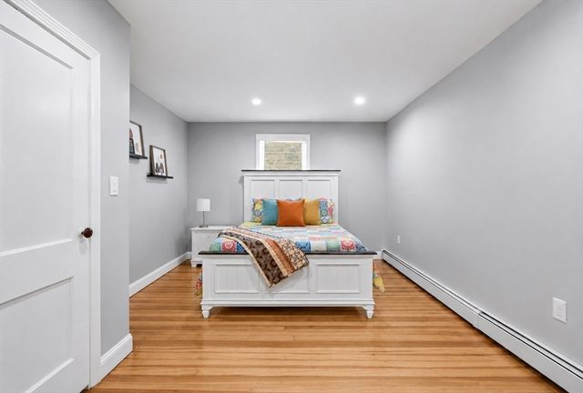 5 Bradford Terr, Saugus, MA 01906