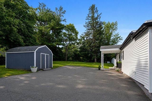 5 Bradford Terr, Saugus, MA 01906