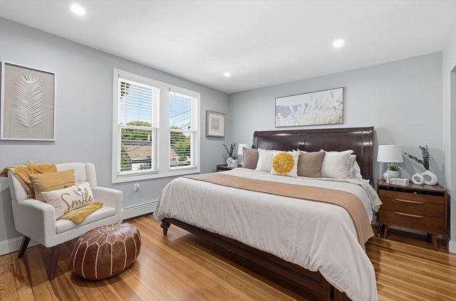 5 Bradford Terr, Saugus, MA 01906