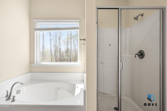 701 Edgewater Ridge Court, Apex, NC 27523