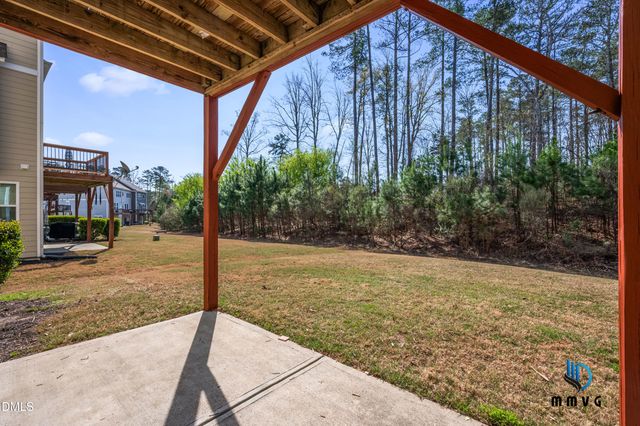 701 Edgewater Ridge Court, Apex, NC 27523