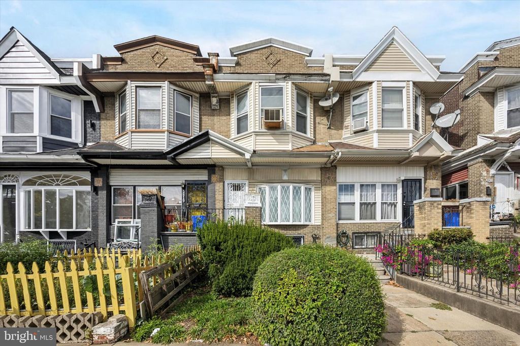 5817 COBBS PKWY, PHILADELPHIA, PA 19143 — exterior