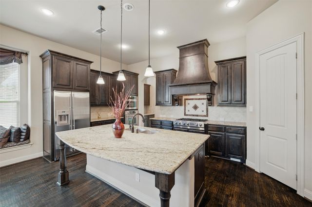 112 Aransas Drive, Irving, TX 75039