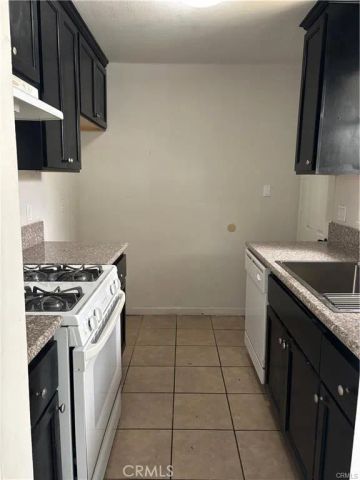 789 N Myrtle Avenue, Pomona, CA 91768