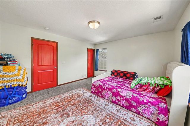 1210 Barnett Avenue, Kansas City, KS 66102