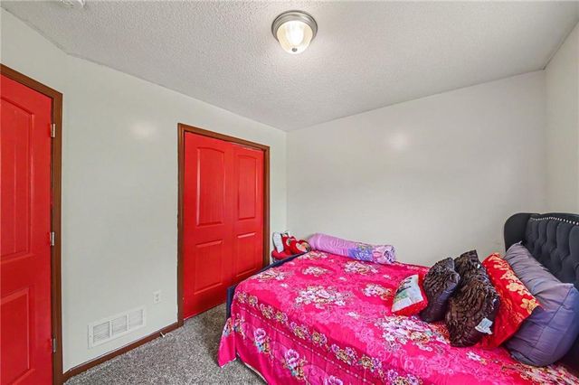 1210 Barnett Avenue, Kansas City, KS 66102