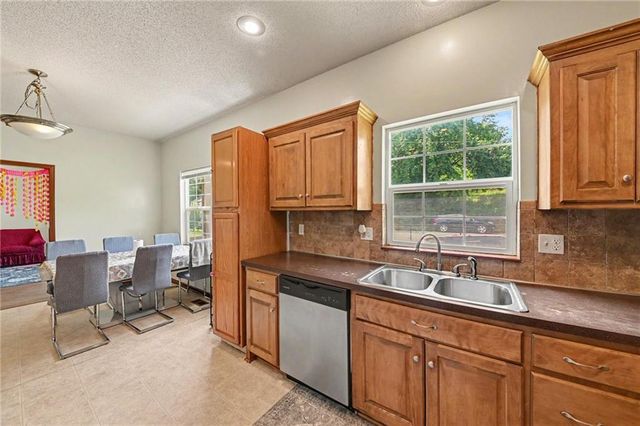 1210 Barnett Avenue, Kansas City, KS 66102