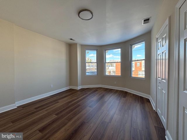 5650 WHITBY, Philadelphia, PA 19143