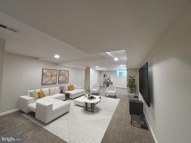 5650 WHITBY, Philadelphia, PA 19143