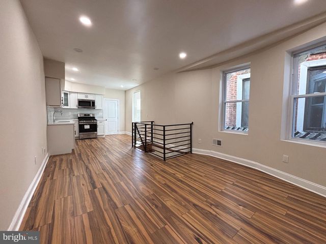 5650 WHITBY, Philadelphia, PA 19143