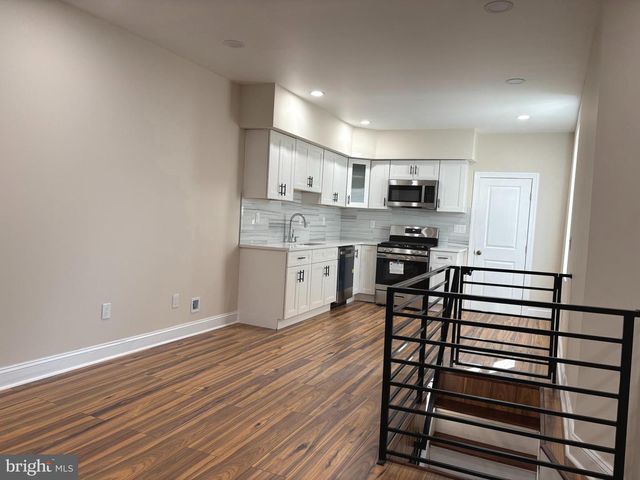 5650 WHITBY, Philadelphia, PA 19143