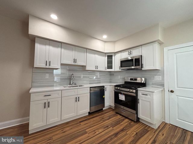 5650 WHITBY, Philadelphia, PA 19143