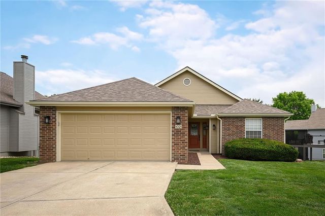 1021 SW 8TH Street, Lee's Summit, MO 64081